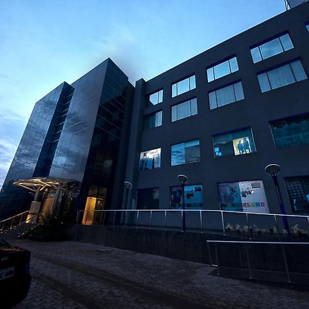 The Golden Plaza Hotel Panchkula Eksteriør billede