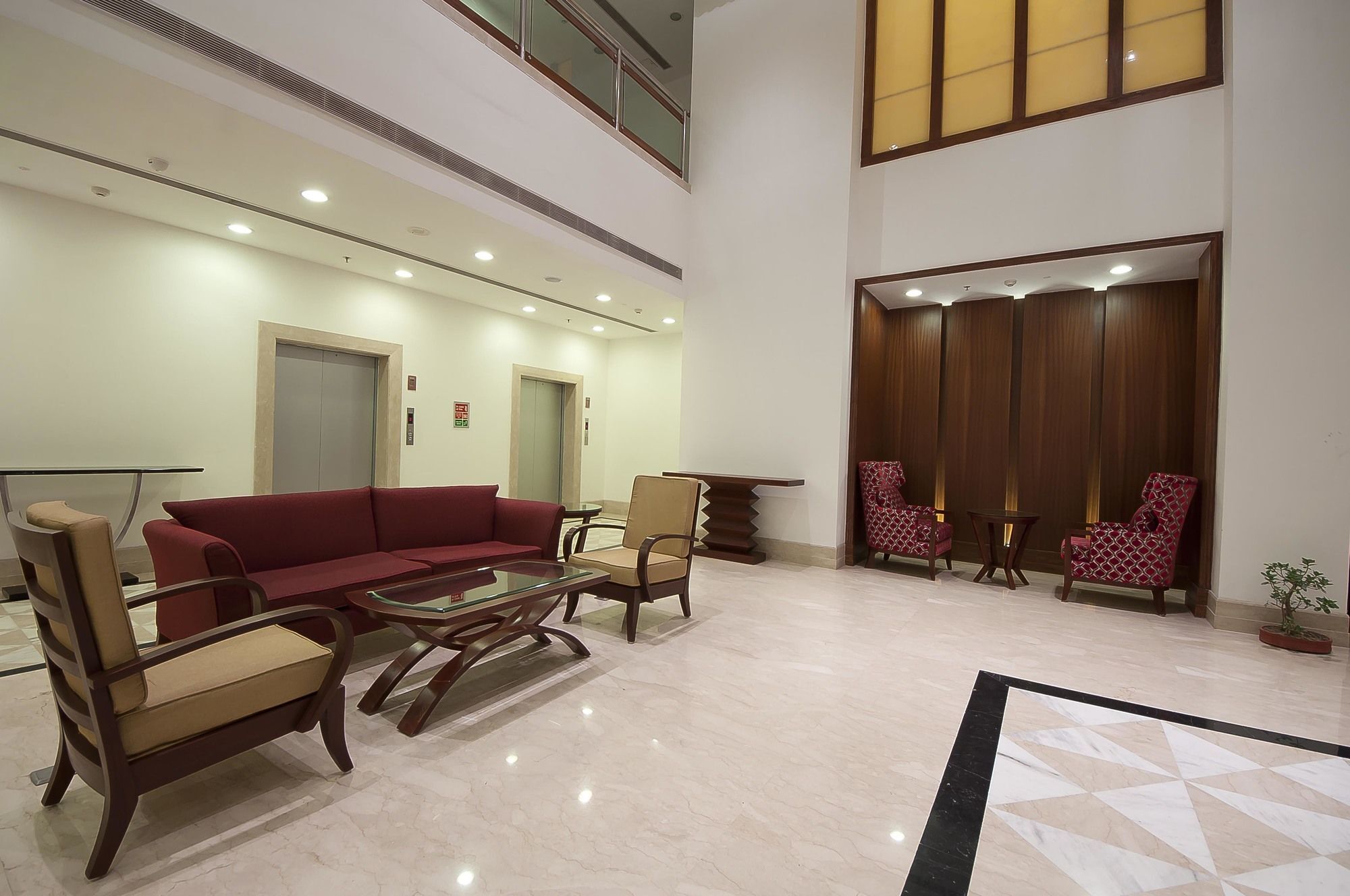The Golden Plaza Hotel Panchkula Eksteriør billede