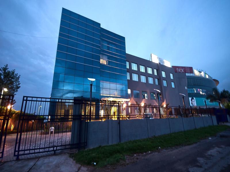 The Golden Plaza Hotel Panchkula Eksteriør billede